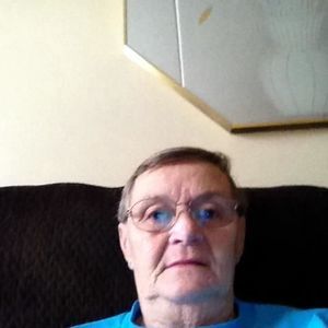 Meet your Posher, Edna